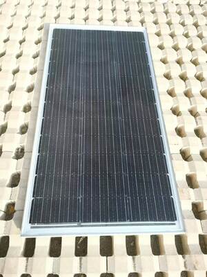 135W Monocrystalline Anti-Slip Tempered Glass Solar Floor Tile with 25-Year Output Warranty